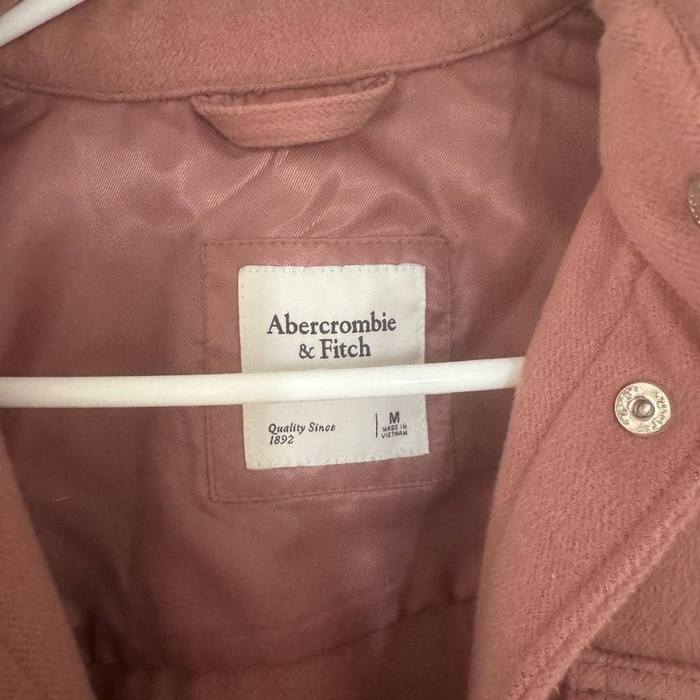 A&F Shacket - Picture 2 of 8